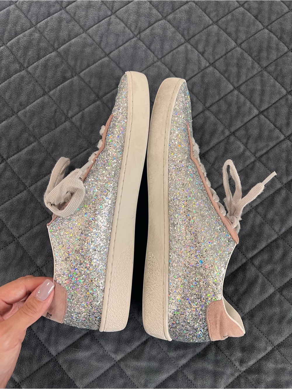 Lola Cruz Anthropologie Glitter Sneakers Women’s Size 8 8.5 39 Silver Star Shoes - Picture 7 of 10